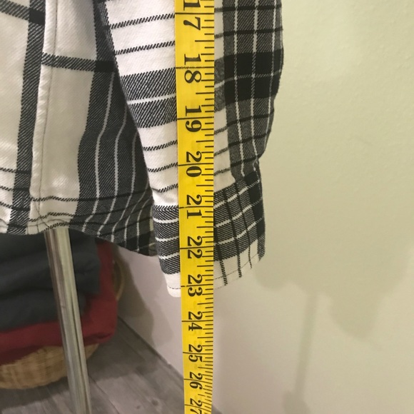 Banana Republic soft flannel button down size S - Picture 2 of 6